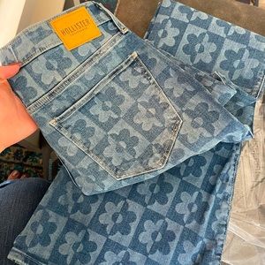 NWT Hollister Curvy High-Rise Flare Jeans Sz 13